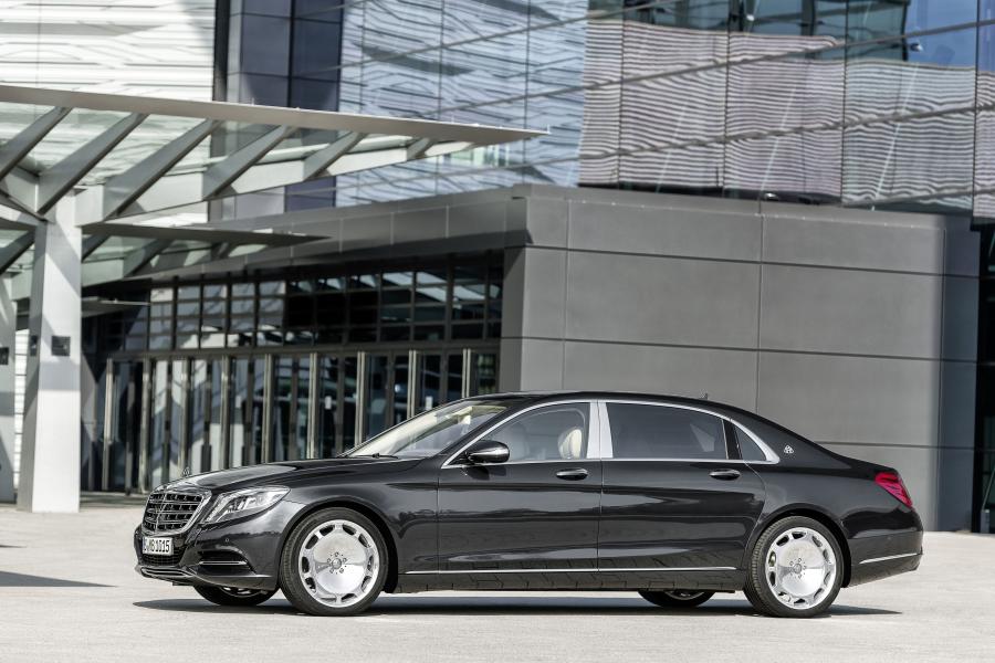  Mercedes-Maybach S600 2017 года  (WW) (фото 10 из 34)